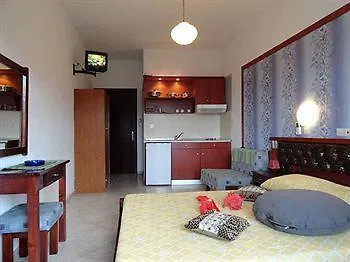 فندق Blue Sky Villas *